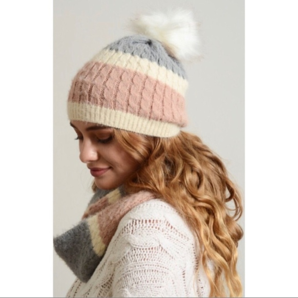 👀LAST 1! Pink Gray Stripe Beanie Hat - Picture 2 of 3